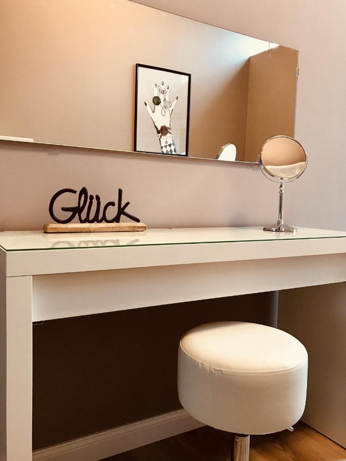 Casa Rehse I Loft-Apartment I Kostenlos Parken & Wlan I Self-Check-In I Oepnv I 65Zoll-Tv Erfurt Exterior photo
